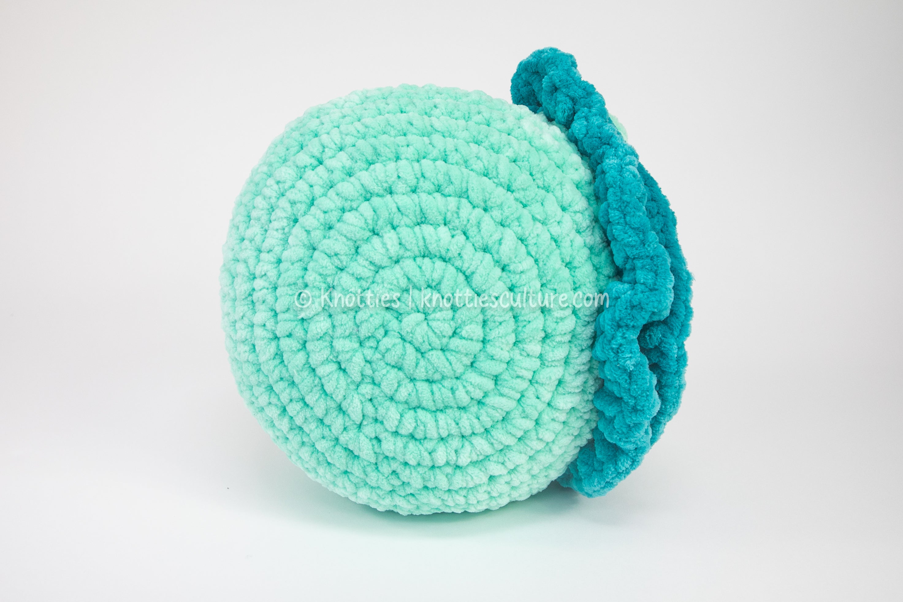 Vulva Pillow - AQUAMARINE