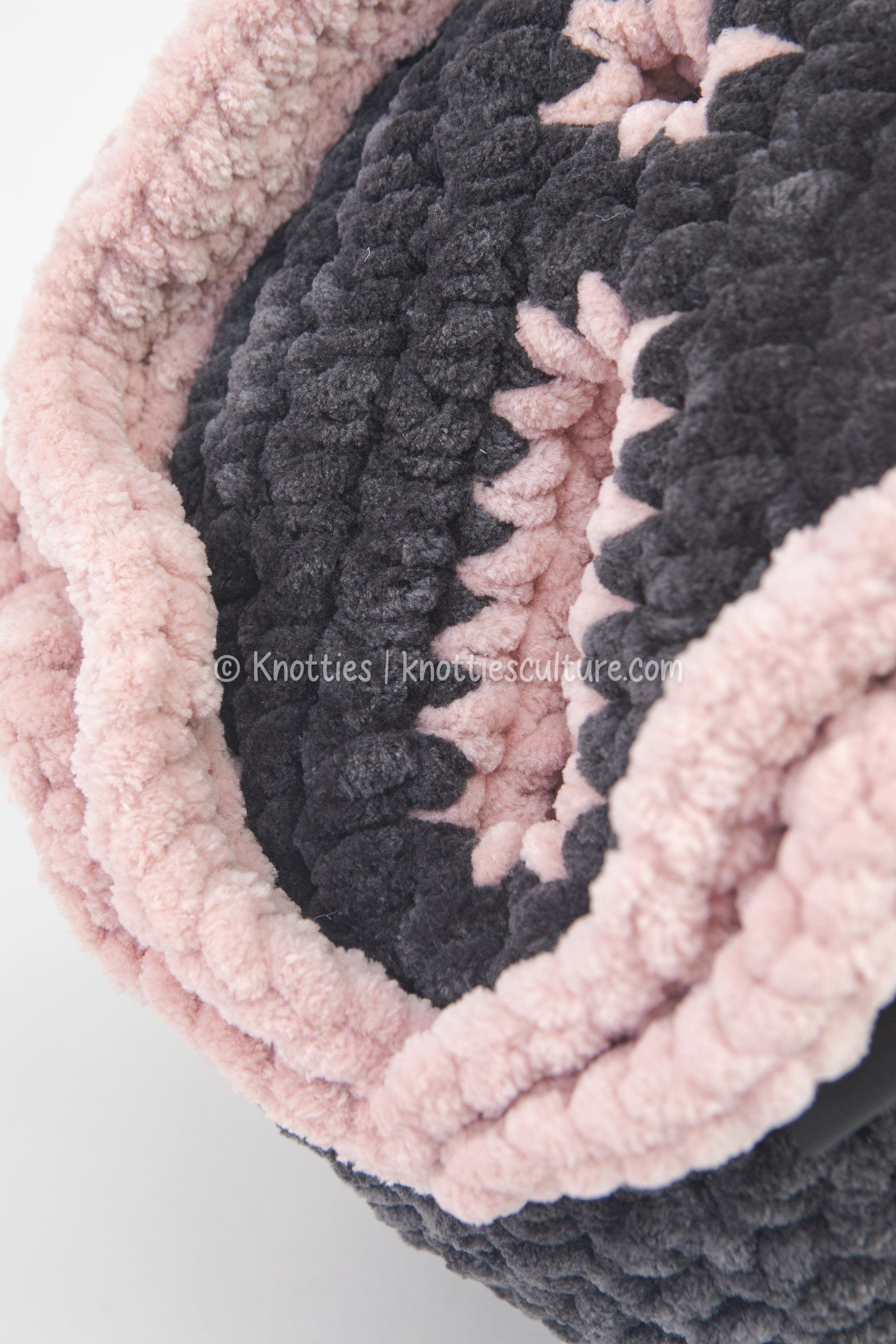 Vulva Pillow - PINK CHARCOAL